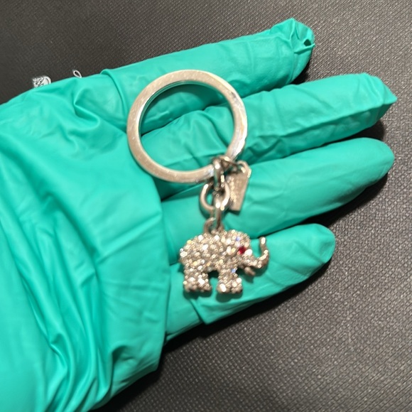 Be beautiful Coach Sparkling Silver Elephant Keychain - Picture 5 of 6